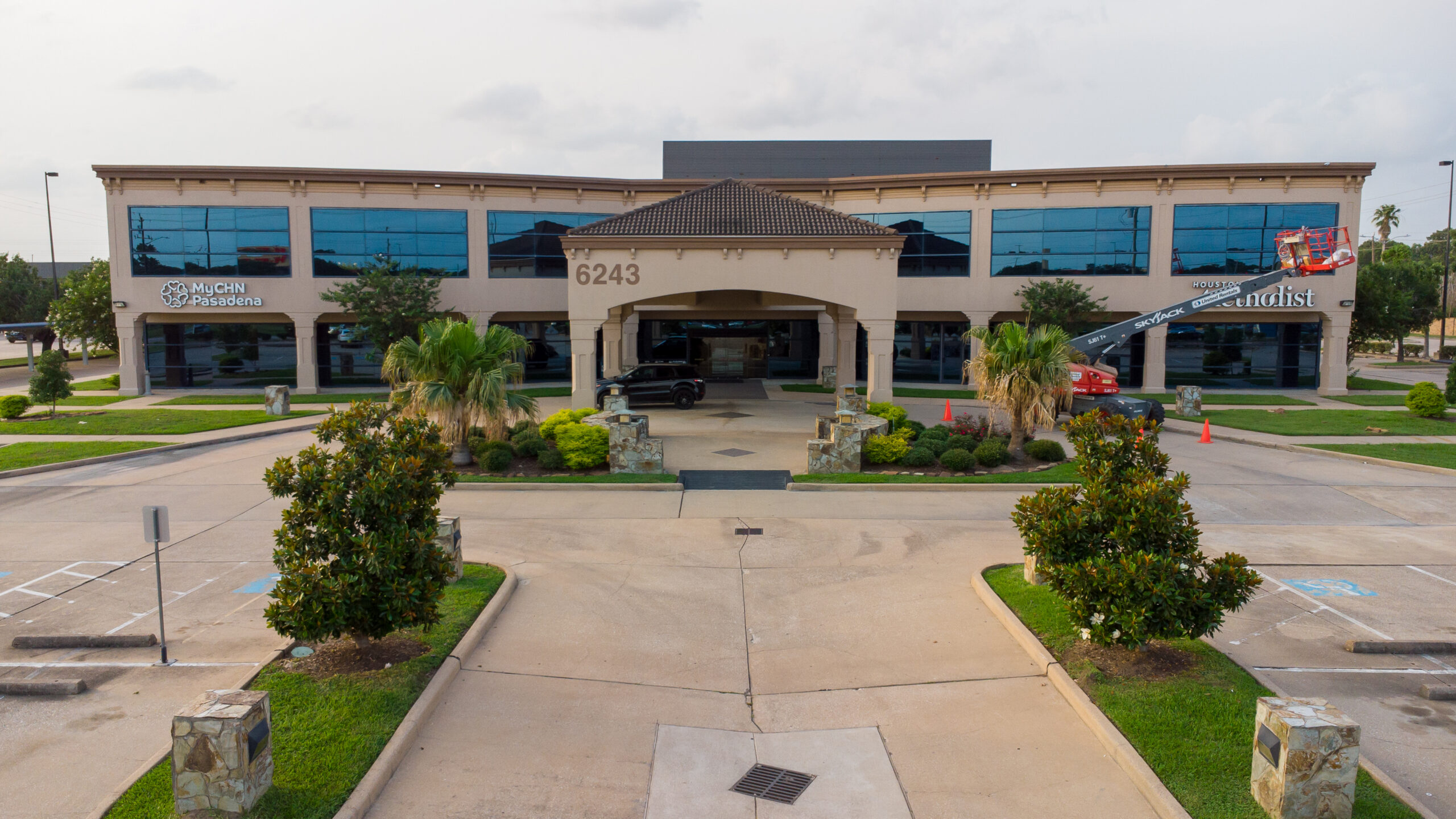 Fairmont Medical Building Front Image